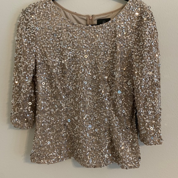 Sequin Top - Picture 2 of 8